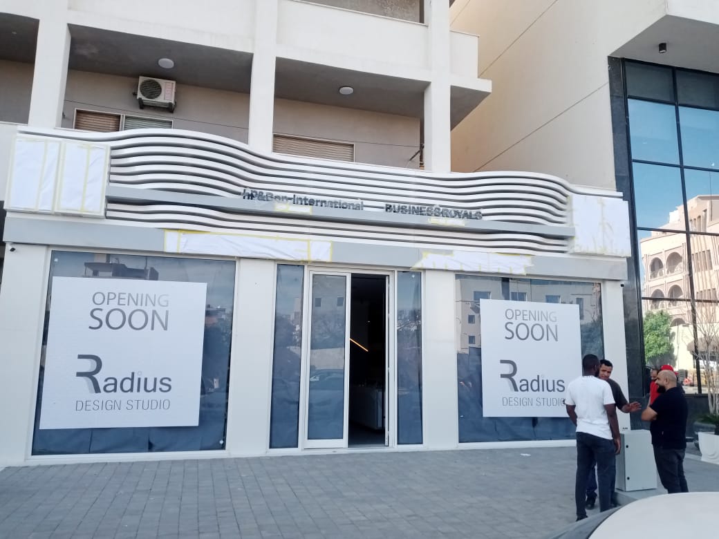 Publicom enseigne lumineuse tunisie, signalétique commerciale, habillage façade magasin