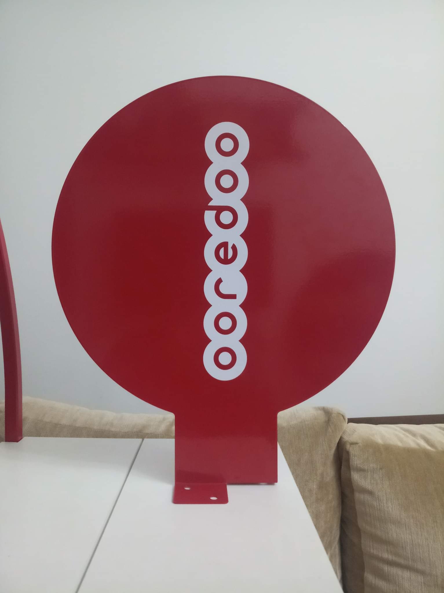 Ooredoo Publicom enseigne lumineuse tunisie, signalétique commerciale, habillage façade magasin