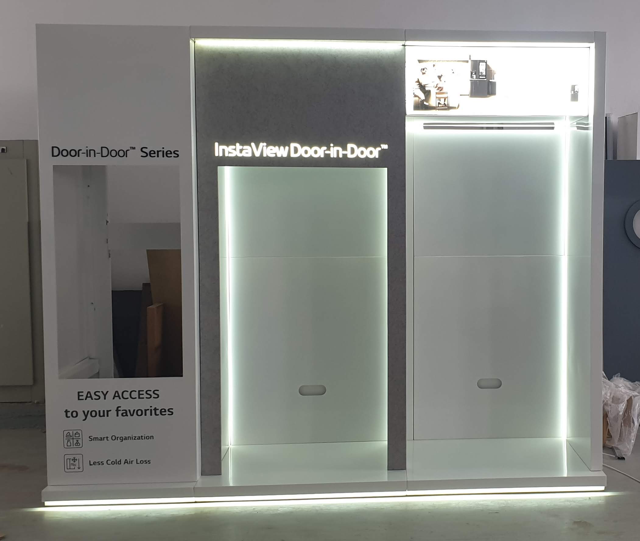 OLED Publicom plv tunisie, présentoir magasin, support publicitaire, marketing point de vente